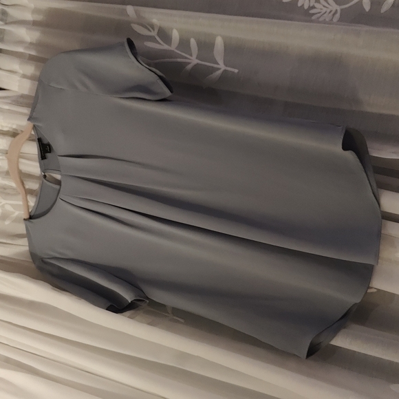 Ann Taylor blouse - Picture 4 of 7